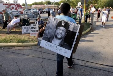 June 7, James Byrd Jr. killed in hate crime