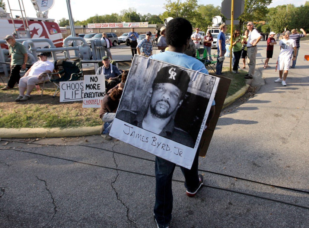 June 7, James Byrd Jr. killed in hate crime