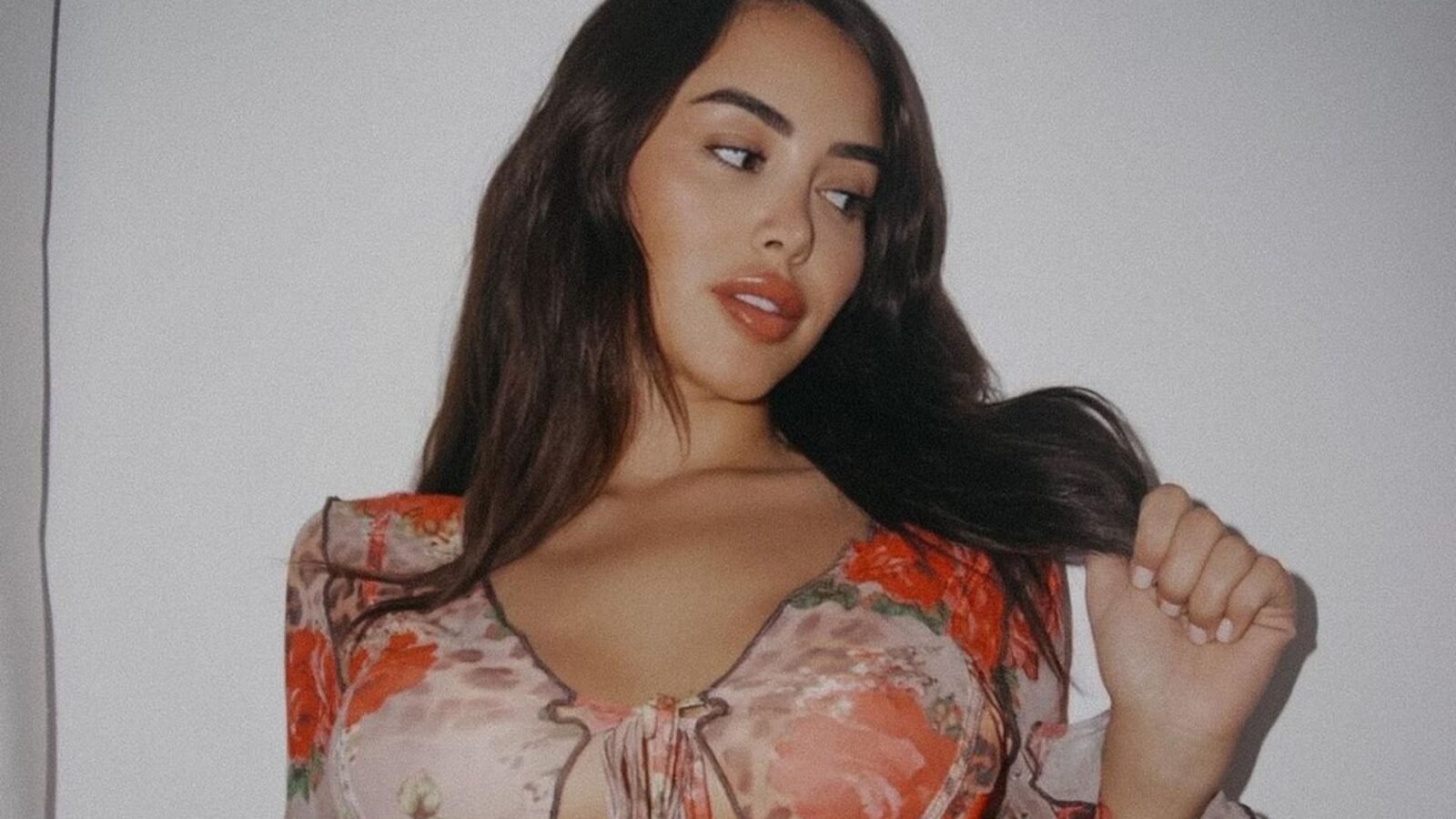 Marnie Simpson hits Trolls back after she has embarrassed Mama for only fans while she promises to keep stripping while she is young