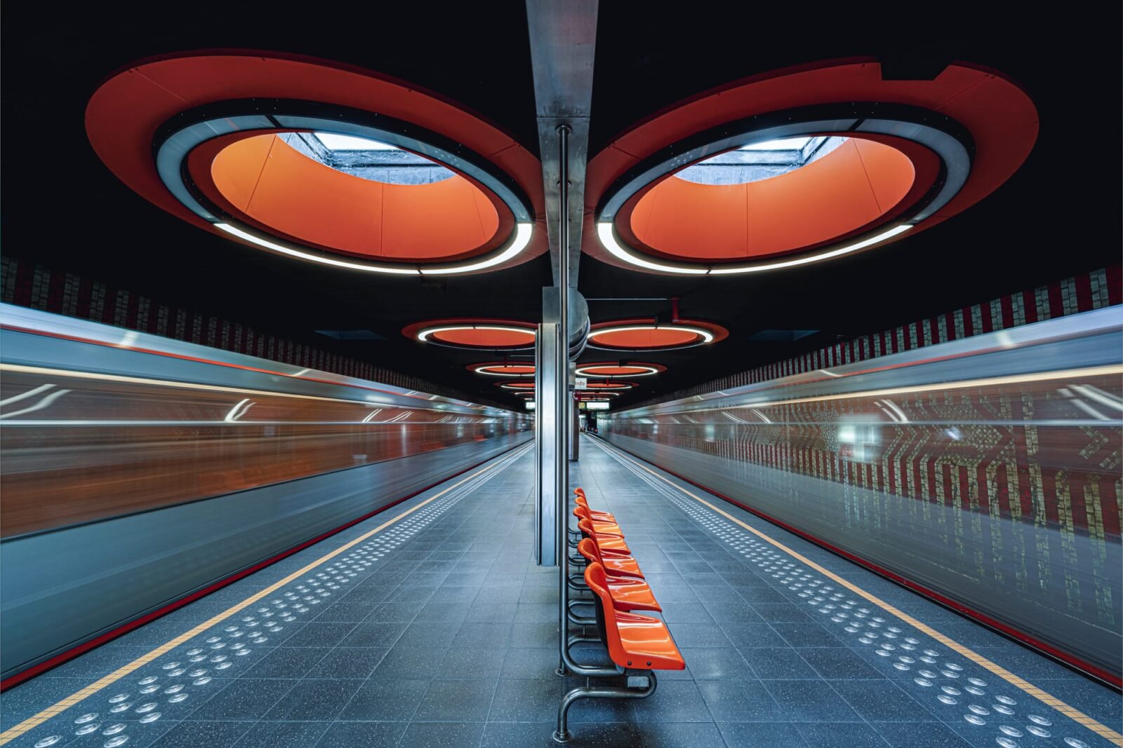 Thibault Druuter catches architectural symmetry in Europe's metro stations - Kolossal